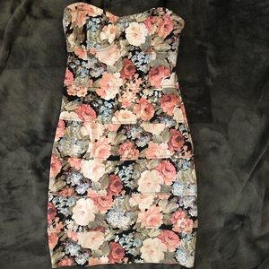 SMALL ARITZIA PRINTED MINI DRESS W/ BLACK STRAPS